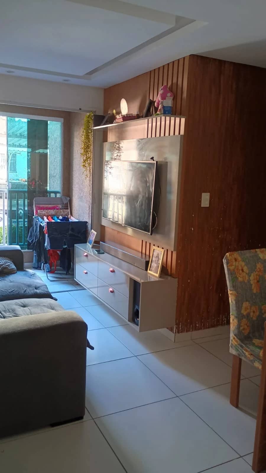 CHAVD DE APARTAMENTO NA BARRA PROX A PRAIA TERREO